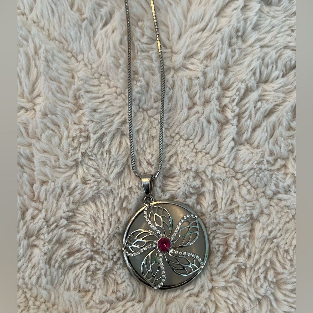 Long Flower Necklace with Pink Gem in middle